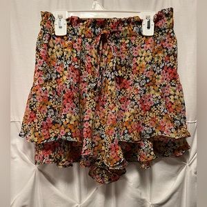 Cute floral shorts